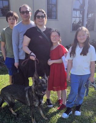 1840
COCO WIRTH NEW MOM ASHLEY, DAD TOMMY, JIN, RAVEN AND FREYA DOG 1840
