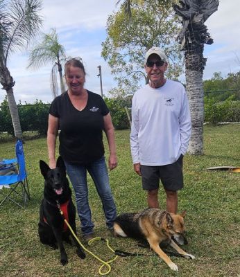 1858
AUGUST WITH NEW DAD GARY AND MOM ROBIN DOG 1858

