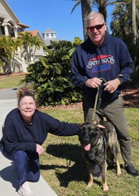 1860
TURBO IS WITH NEW DAD RON AND MOM ERICA DOG 1860
