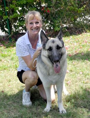 MAX WITH NEW MOM LORI DOG 1215
Keywords: 1215