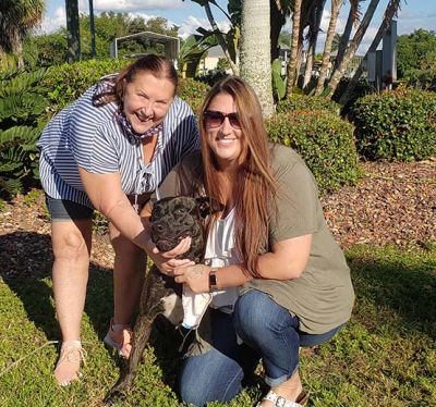 TANNER WITH NEW MOM JANICE AND SIS CATHERINE DOG 1182
Keywords: 1182