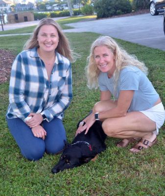 SASHA1 WITH NEW MOM CARRIE AND SIS LOGAN DOG 1269
Keywords: 1269