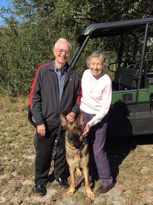 MAX5 AKA MAJOR WITH ANGUS AND HIS BRIDE DOG 773
