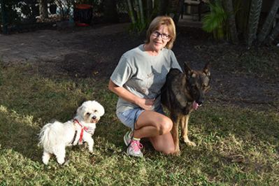 MAX3 WITH MOM DIANA AND NEW BROTHER TUFFY DOG 757
